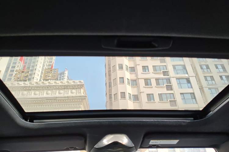 Used Toyota IZOA 2018 2.0L Yichi Version China VI Standard