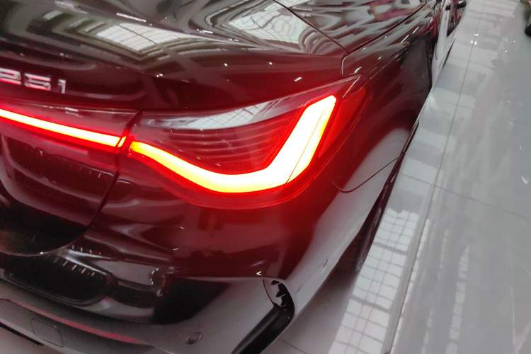 Used BMW 4 Series 2022 425i Convertible M Sport Package
