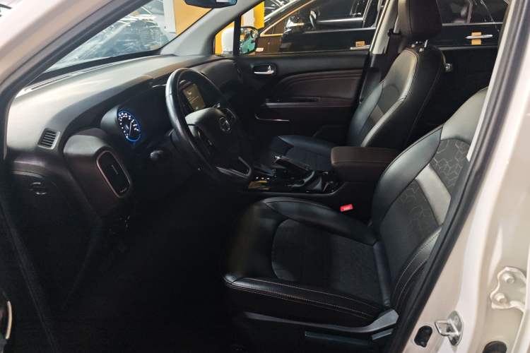 Used GAC Trumpchi GS3 2019 235T Automatic Elite Edition Left Front Seat