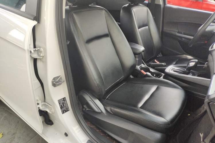 Used Ford Escort 2019 Revised 1.5L Automatic ZhiXiang Version (Tire Pressure Monitoring) China VI Standard