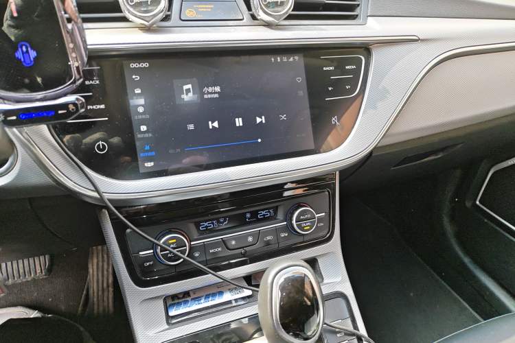 Used Geely Auto Emgrand GL 2018 1.4T DCT Elite Smart Connectivity Version