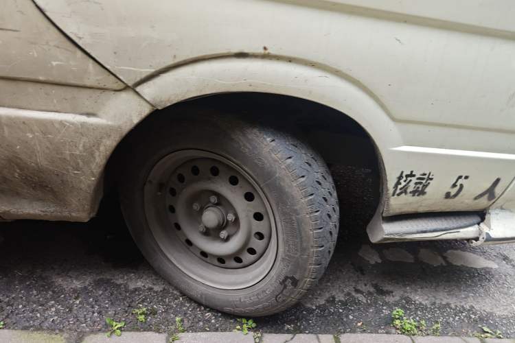 Used King Long Golden Way 2016 2.0L Value-Plus Edition 4G20
