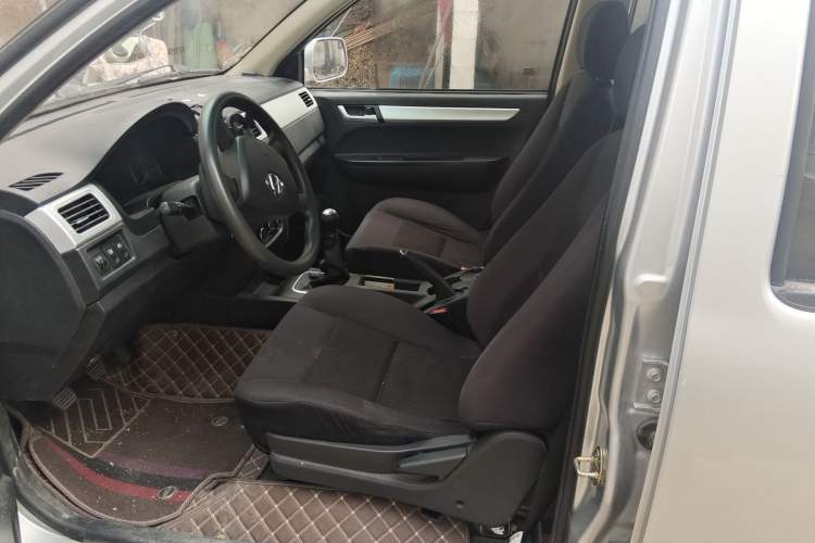 Used CHANGAN KAICHENG Shenqi F30 2016 1.5L Comfort Plus Long Wheelbase DAM15L Left Front Seat