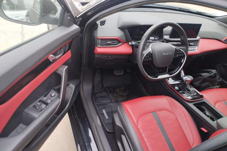 Used Dongfeng Aeolus Yixuan 2021 230T Automatic Zuiying Knight Edition Driver Seat