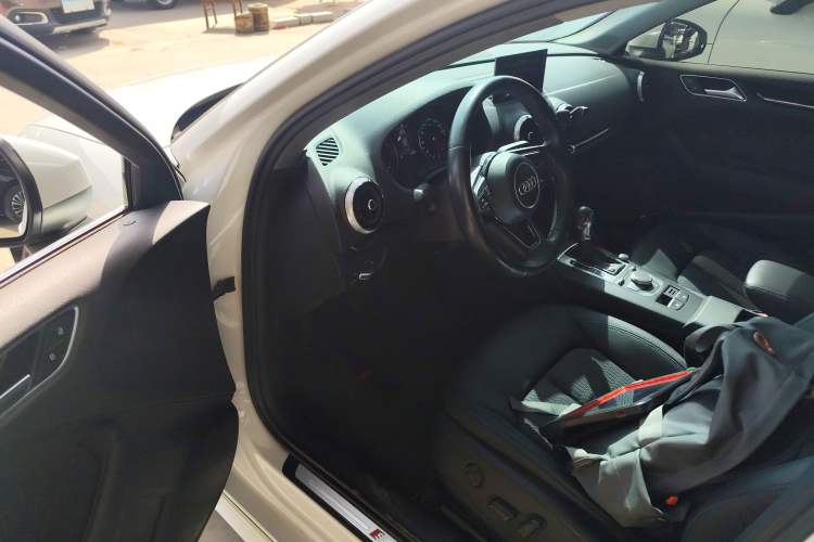 Used Audi A3 2018 30th Anniversary Edition Limousine 35 TFSI Fashion Model