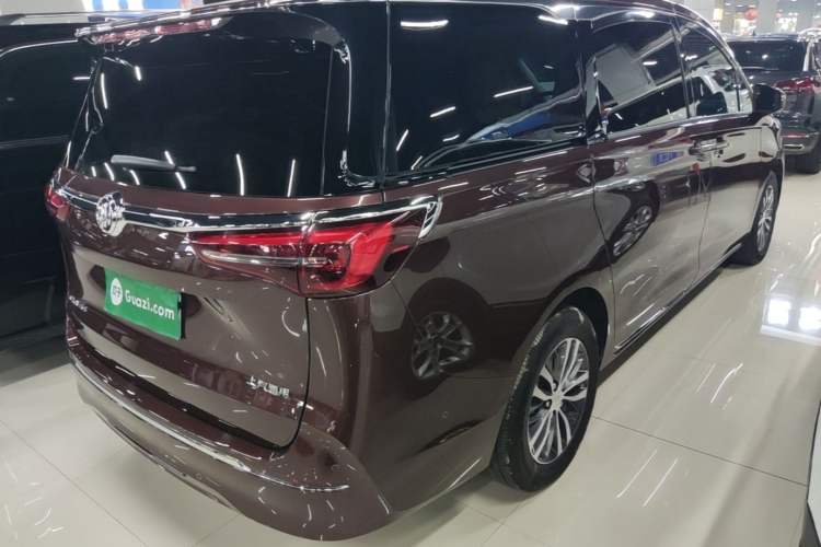 Used Buick GL8 2023 ES Lu Zun Deluxe Model Rear Right 45 Deg