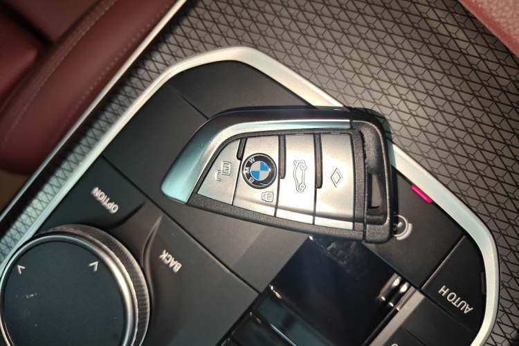 Used BMW 3 Series 2023 325Li M Sport Night Edition Package Vehicle Key