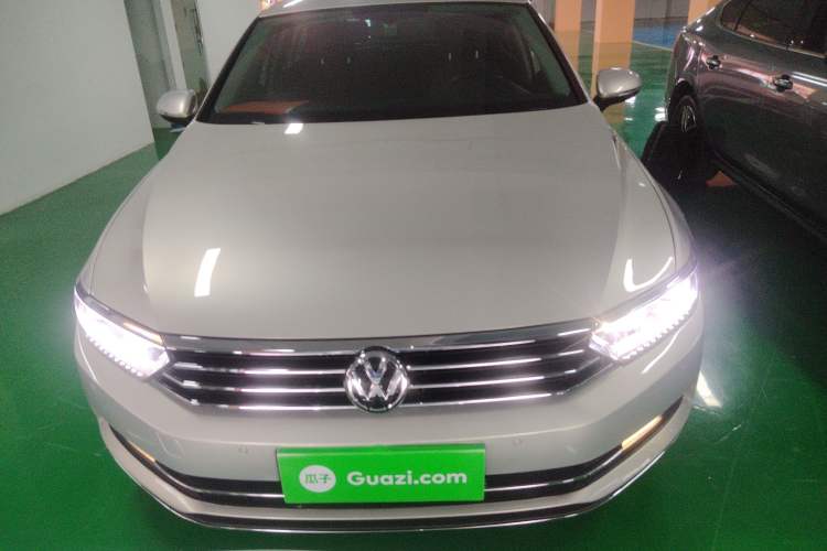 Used Volkswagen Magotan 2019 330TSI DSG Luxury Model China V Standard Front