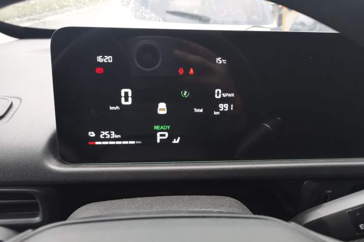 Used CHANGAN KAICHENG V919 2025 Model Speed Transport Cabin, CATL 53kWh, Short Wheelbase High-Roof Smart 6-seater Instrument Cluster