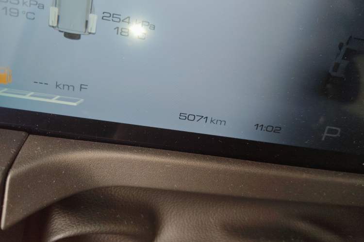 Used Tank 300 2024 2.0T Crosser Odometer Close Up