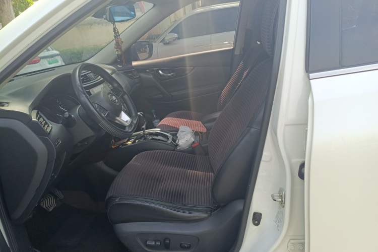 Used Nissan X-Trail 2019 2.0L CVT Smart Connect Comfort Edition 2WD