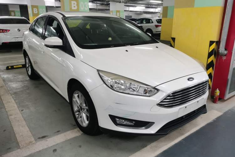 Used Ford Focus 2017 Sedan 1.6L Automatic Fashion Edition Smart Drive Version

