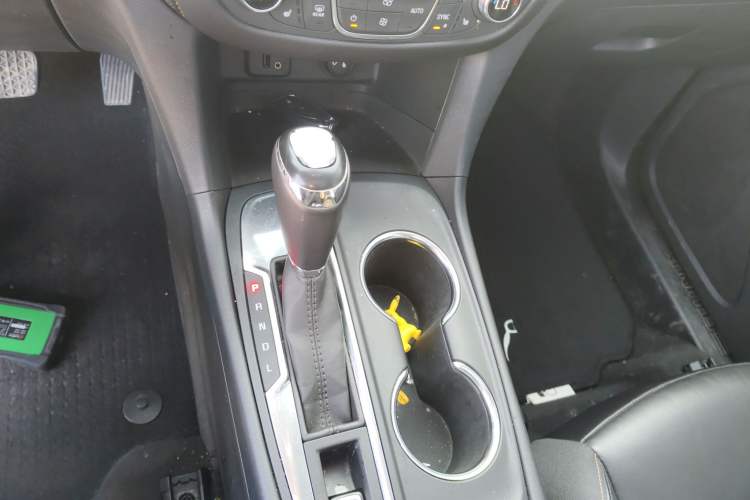 Used Chevrolet Equinox 2018 535T Automatic YuJie Edition Gear Lever