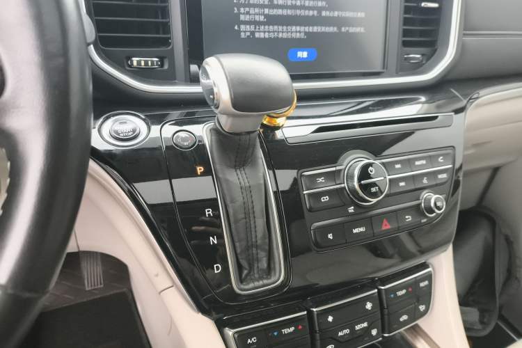 Used GAC Trumpchi M8 2018 320T Luxury Edition
