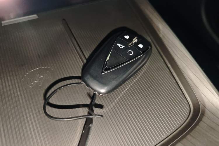 Used Changan Eado PHEV 2025 Smart New Blue Whale 145KM Battleship Edition
