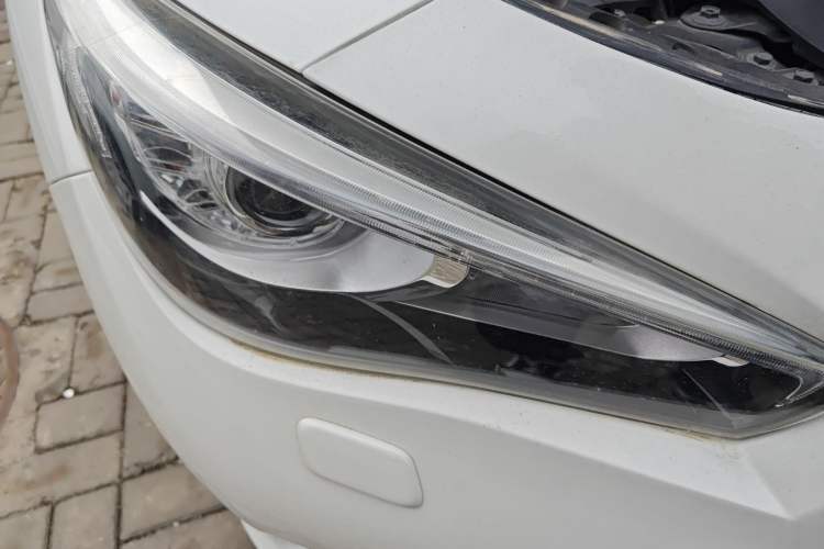 Used Infiniti Q50L 2016 2.0T Enjoyment Edition Right Front Headlight