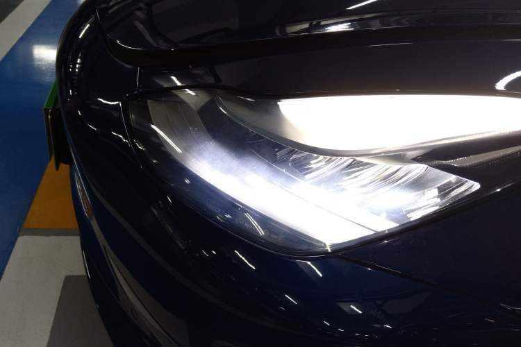 Used Tesla Model 3 (Import) 2019 Long-Range Rear-Wheel-Drive Version
