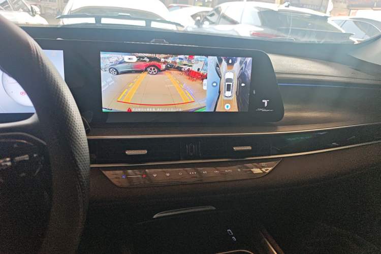 Used Chery Tiggo 8 PRO 2024 Champion Edition 290T Two-Wheel Drive Peak Version 7 Seats