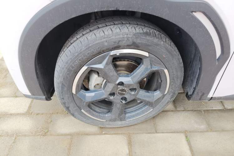 Used BYD Seagull 2023 Free Edition Left Front Wheel Hub