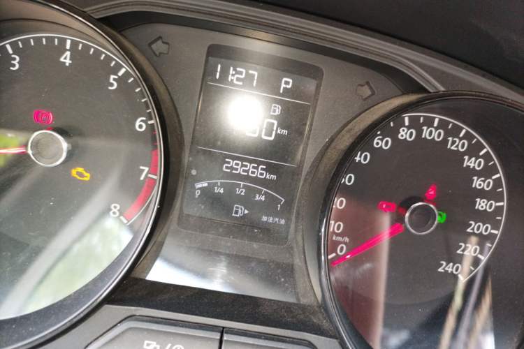 Used Volkswagen Lavida 2019 Lavida Start 1.5L Automatic Trendy Version China VI Standard Odometer Close Up