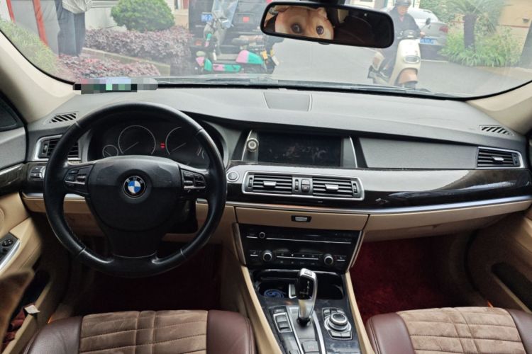 Used BMW 5 Series 2011 535i Sport Edition Center Console