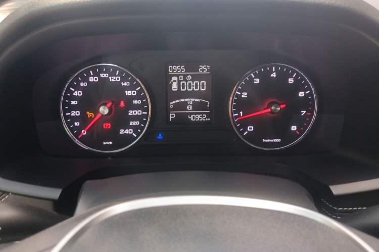 Used Roewe i6 2020 PLUS 1.6L CVT 4G Connected Glory Flagship Edition