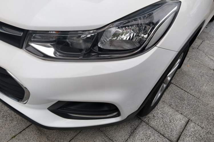 Used Chevrolet Trax 2018 330T Automatic Two-Wheel Drive Elite Model Left Front Headlight