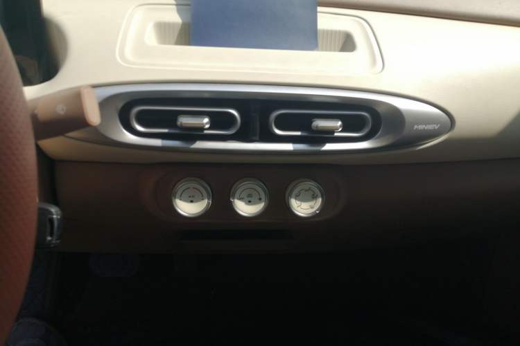 Used Wuling Hongguang MINIEV 2025 Four-Door Version Advanced Edition