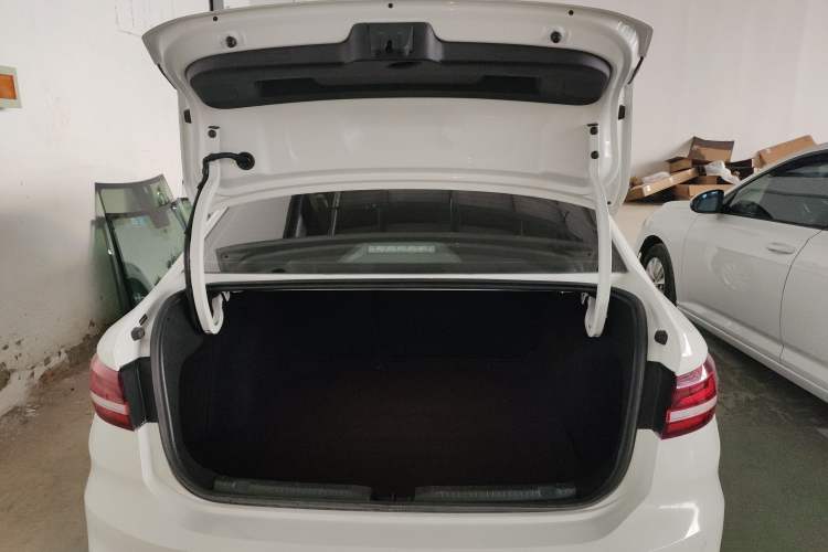 Used Volkswagen Lavida 2024 1.5L Automatic DeYi Edition Trunk