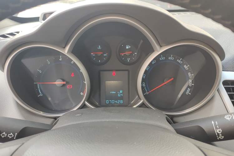 Used Chevrolet Cruze 2013 1.6L SL MT
