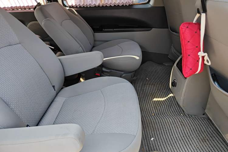 Used FORTHING Lingzhi 2015 M3 1.6L 7-Seater Luxury Model