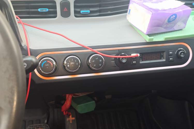 Used Wuling Hongguang MINIEV 2021 Macaron Fashion Model Lithium Iron Phosphate Audio And AC Panel