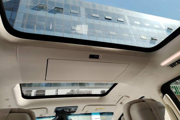 Used Buick Envision Family 2026 Luxury Edition Headliner