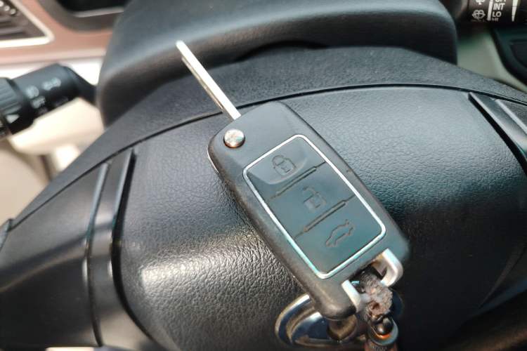 Used FORTHING Lingzhi 2018 M5L 1.6L 7-Seater Luxury Model