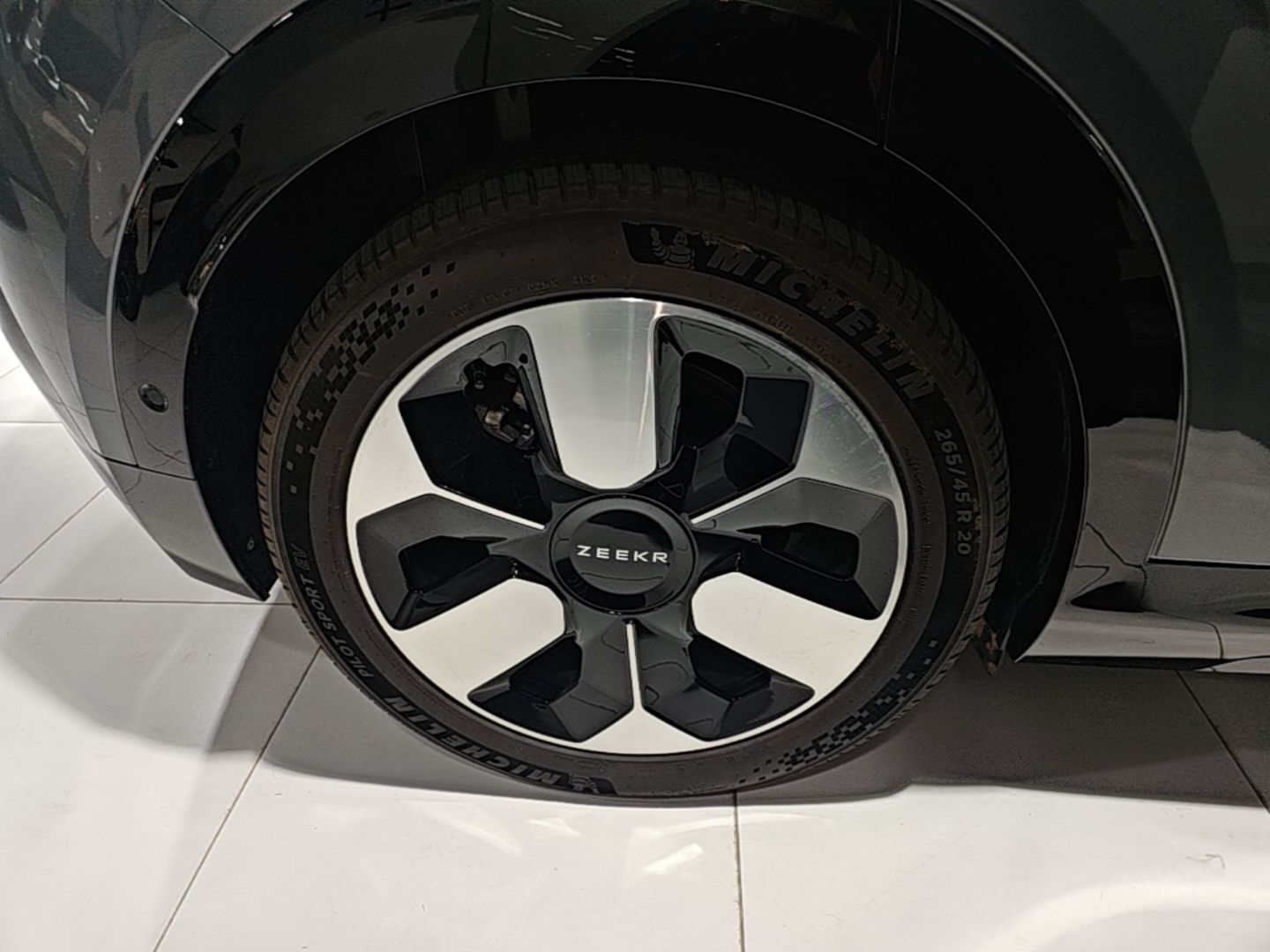 Zeekr MIX 2025 Intelligent Driving Version — снимка 11