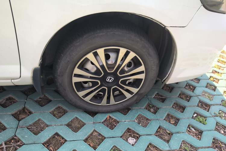 Used Everus S1 2012 1.3L Automatic Comfort Edition
