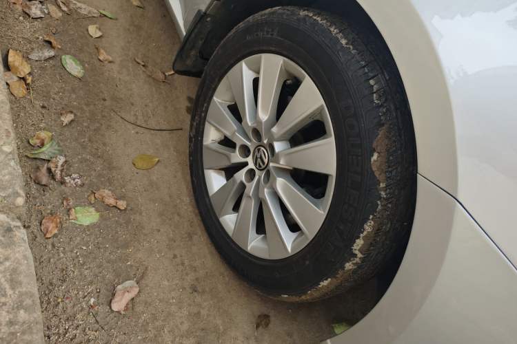 Used Volkswagen Lavida 2013 Restyled Classic 1.6L Automatic Comfort Edition
