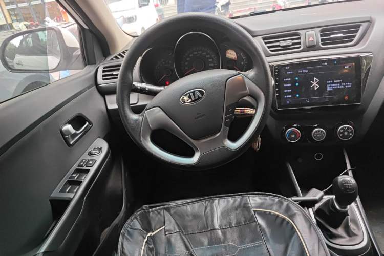 Used Kia K2 2015 Sedan 1.4L MT GLS Steering Wheel
