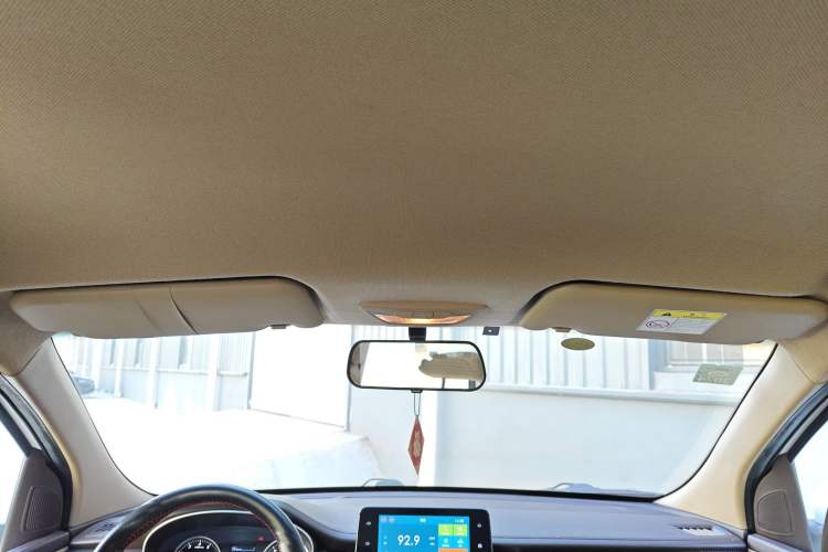 Used Baojun 730 2017 1.5T Manual Fashion Version 7 Seats China V Emission Standard