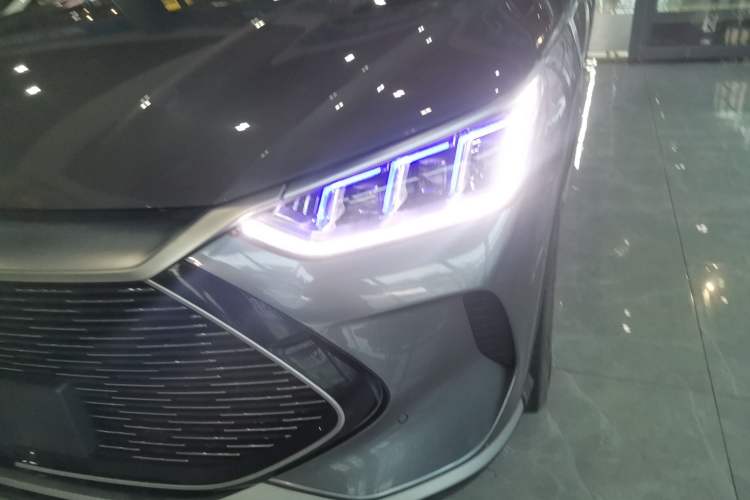 Used BYD Song PLUS New Energy 2021 DM-i 51KM Prestige Model Left Front Headlight