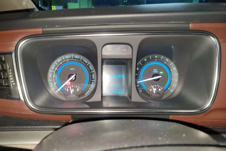 Used Buick GL8 2014 2.4L LT Luxury Business Executive Edition Instrument Cluster