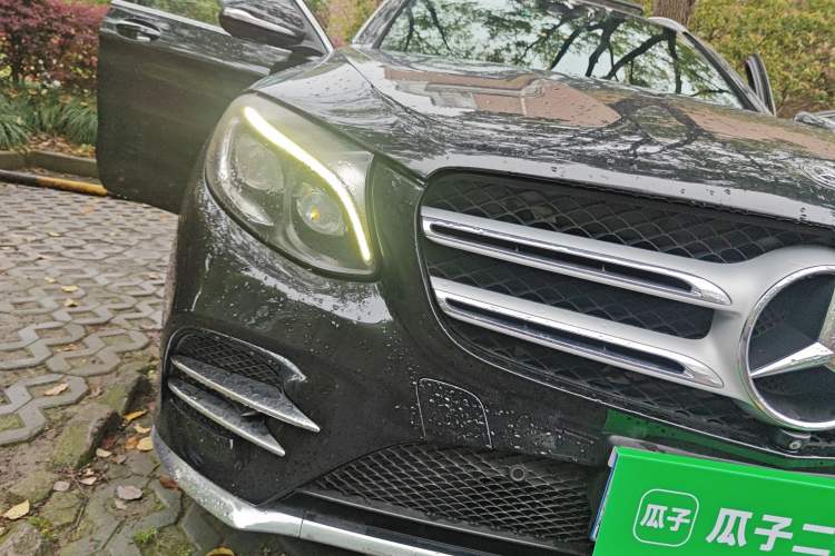 Used Mercedes-Benz GLC 2018 GLC 300 4MATIC Sport Edition Right Front Headlight