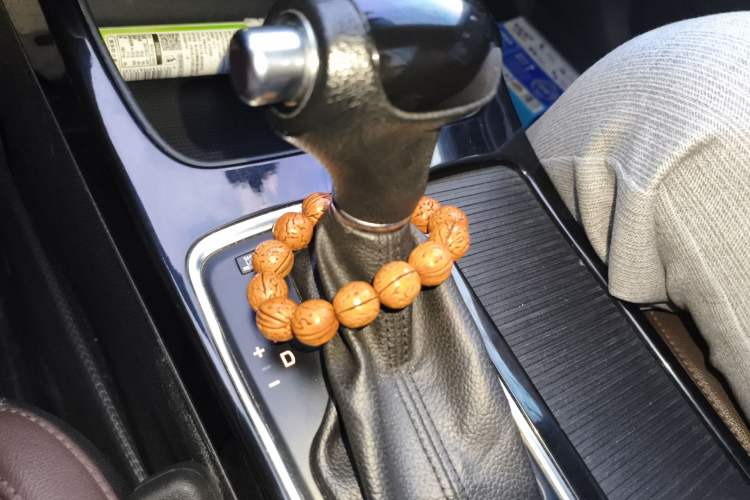 Used Kia K4 2017 1.8L Automatic GL Gear Lever