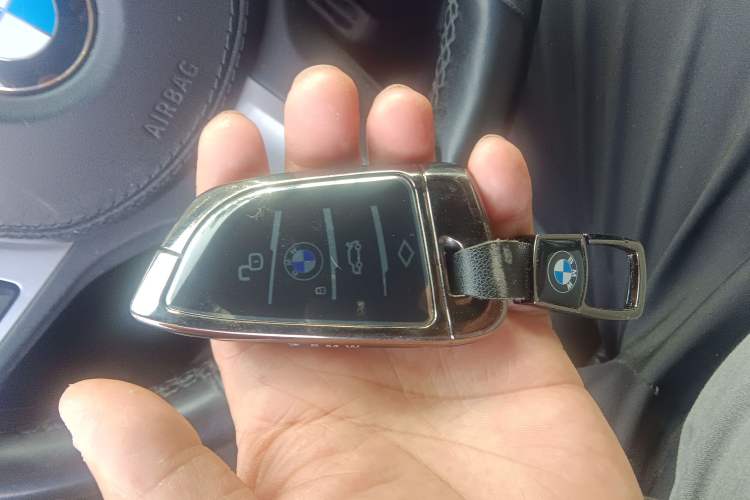 Used BMW 5 Series 2019 530Li Leading Model M Sport Package Vehicle Key