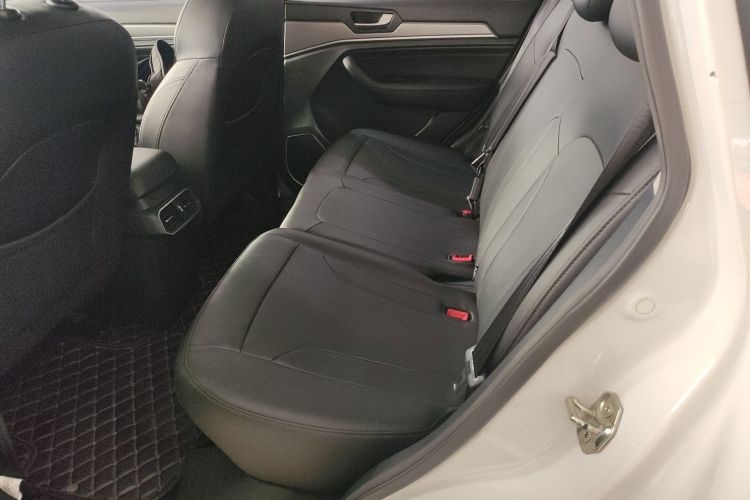 Used Haval H6 2019 Sport Edition 1.5T Automatic Two-Wheel Drive Elite Model China VI Left Rear Seat