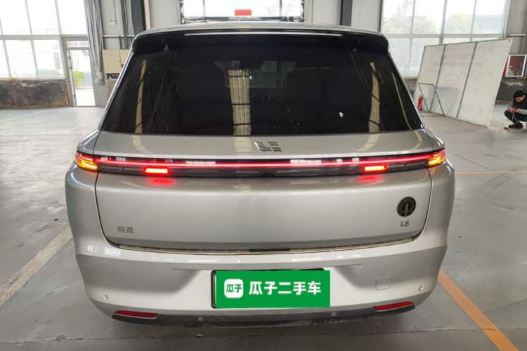 Used Li Auto L8 2023 Pro Model
