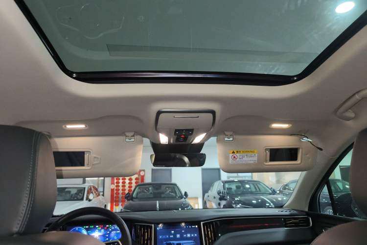 Used Hongqi HS7 PHEV 2024 2.0T PHEV Four-Wheel Drive Flagship Edition 6 Seats Headliner