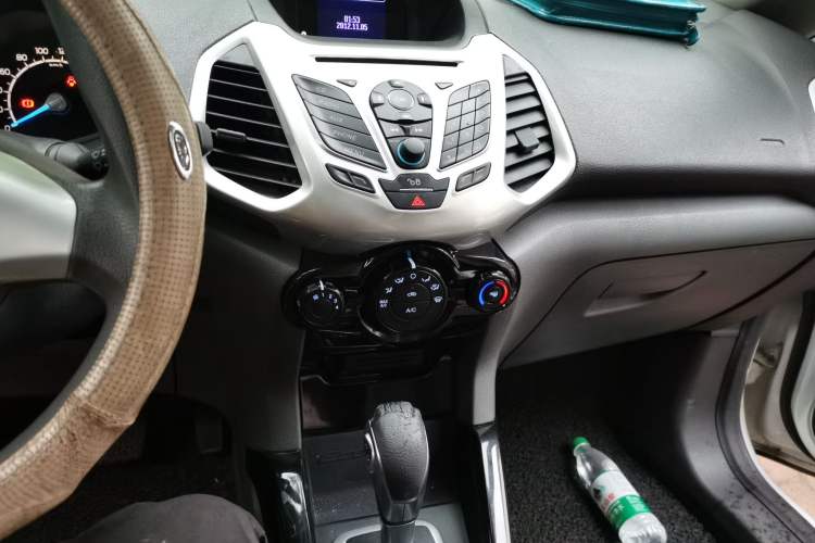 Used Ford EcoSport 2013 1.5L Automatic Fashion Model Audio And AC Panel