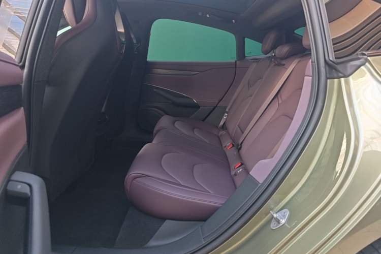 Used Xiaomi Auto SU7 2024 Rear-Drive Ultra-Long Range Advanced Pro-Level Intelligent Driving Version