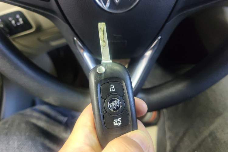 Used Buick Verano 2015 Sedan 15S Automatic Leading Model Vehicle Key